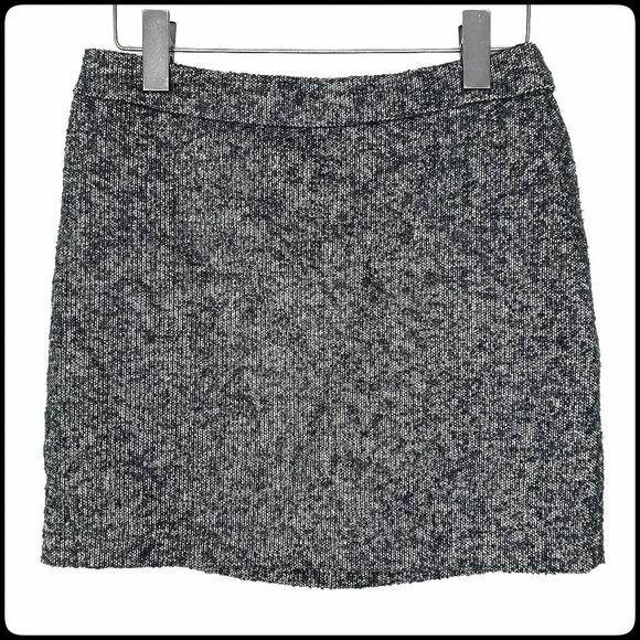 GAP Dresses & Skirts - GAP Womens Silver Metallic, Black, & White Tweed Zip Up Lined Mini Skirt Size: 2